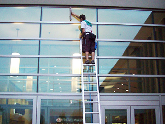 Commercial Window Cleaning in Los Angeles